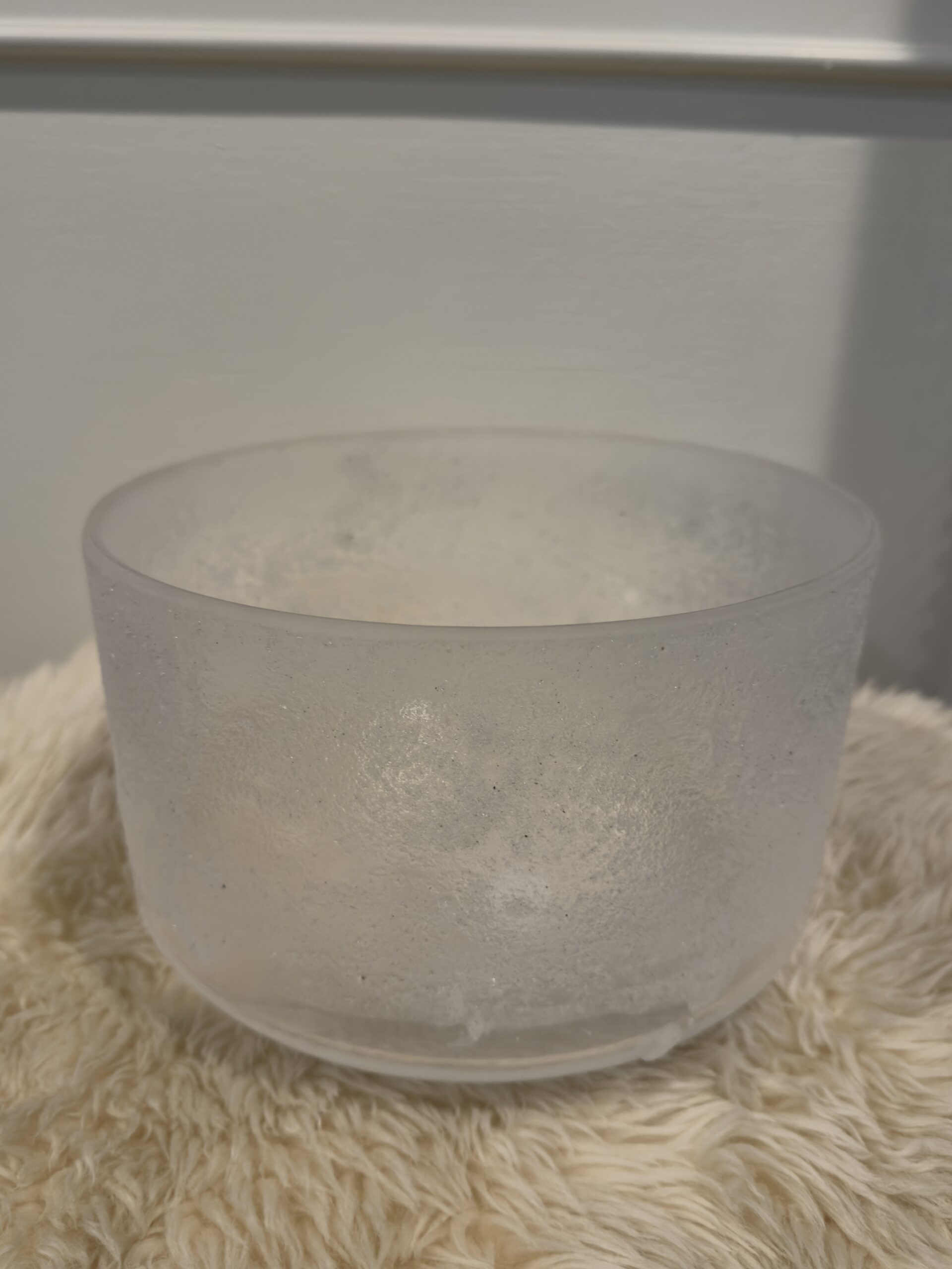 9" D#+30 Lemurian Seed, Frosted Rim (Inside)